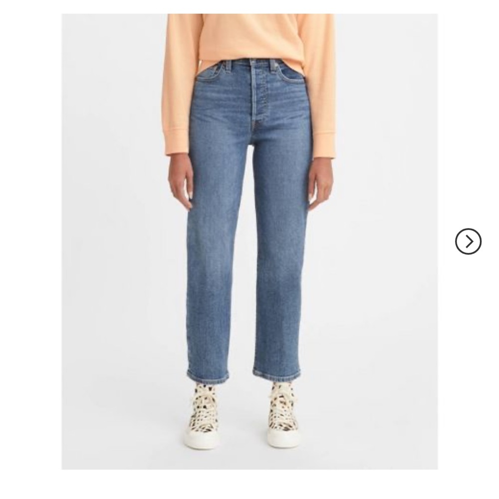Levi's® Women's Ultra-High Rise Ribcage Straight Jeans